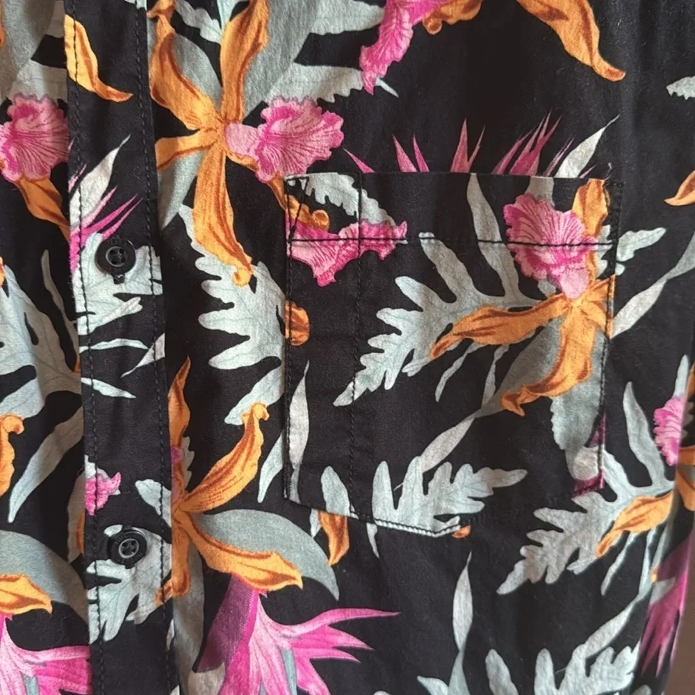 Hurley Tropical Black Floral Men's Size Large Island Vacation Resort Shirt Top - Picture 3 of 4
